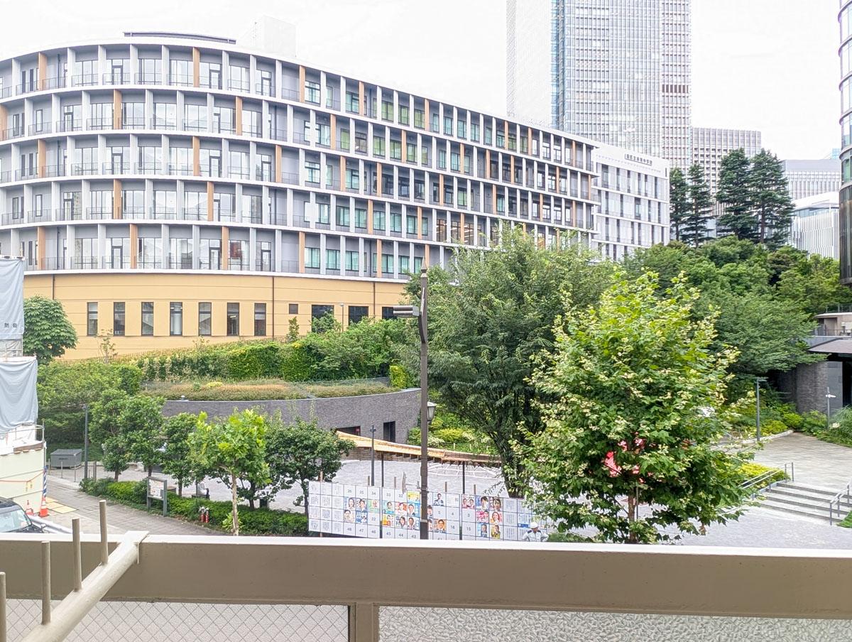 港区赤坂の賃貸物件/バルコニーの向こうはこんな感じ
