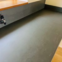 世田谷区給田の賃貸物件/モールテックスで仕上げたキッチン。
