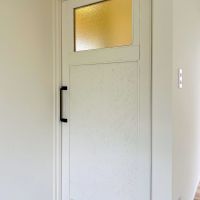 世田谷区給田の賃貸物件/扉も部屋の雰囲気に合うように作られています