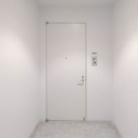 文京区小石川の賃貸物件/入口ドア。ミニマルな雰囲気
