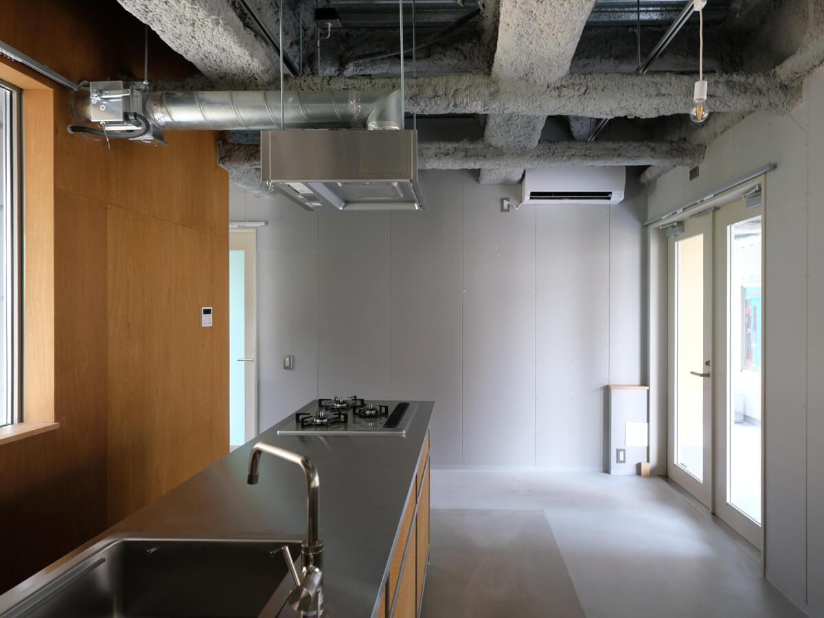 神奈川県横浜市港北区篠原町の賃貸物件/2-3区画