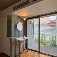 小平市花小金井の賃貸物件/窓際に洗面台