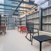 渋谷区渋谷の賃貸物件/屋上の共用部分。奥の扉の先は4階事務所1専用の屋上スペースです