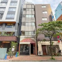 新宿区新宿の賃貸物件/細長のビル