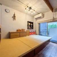 世田谷区上用賀の売買物件/リビングの畳の小上がりの下は収納