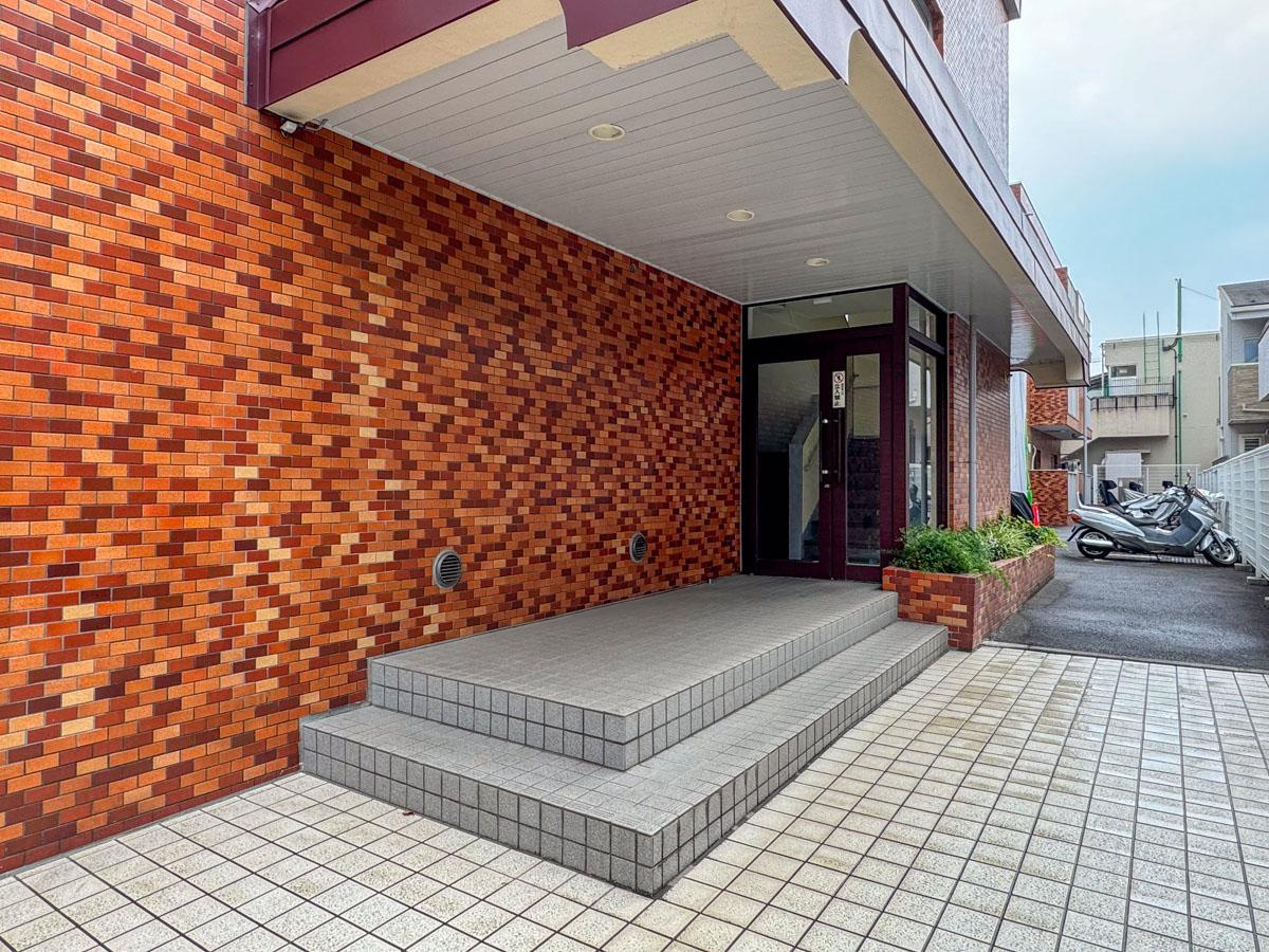 世田谷区上用賀の売買物件/エントランス