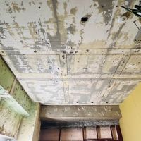 渋谷区渋谷の賃貸物件/店舗4の天井。コンクリートの雰囲気がいい感じです