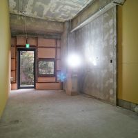 渋谷区渋谷の賃貸物件/店舗4。程よい広さの区画。入口側を店舗、奥を厨房やバックヤードにしても良し、細長いカウンターを作っても良しな間取りです