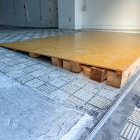 墨田区菊川の賃貸物件/入口付近はスロープ状になっています