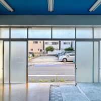 墨田区菊川の賃貸物件/内側からみる。
正面が駐車場のため、昼間は光がたくさん入りそう
