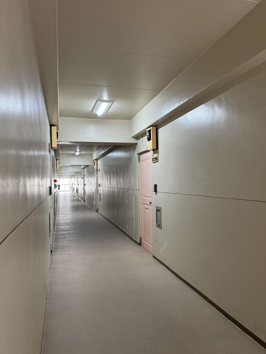 川崎市多摩区登戸の売買物件/共用廊下