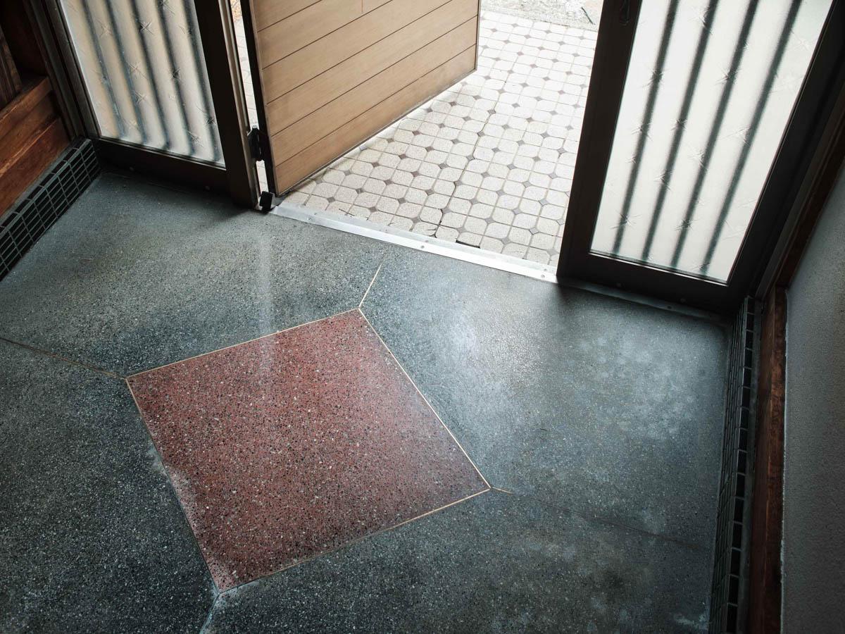 板橋区南町の賃貸物件/玄関にたたきがかっこいい