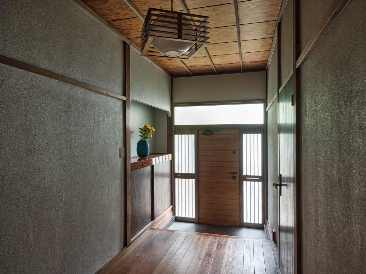 板橋区南町の賃貸物件/玄関ドアを見て
