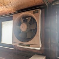 文京区本郷の賃貸物件/換気扇は昔ながらのもの。