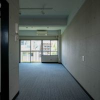 渋谷区代々木の賃貸物件/玄関からのアングル
