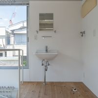 中野区上高田の賃貸物件/洗面所と洗濯機置き場（幅約60cm）