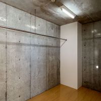 横浜市青葉区荏田北の賃貸物件/3階：ウォークインクローゼット。かなりの収納量があります