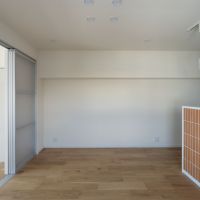 世田谷区若林の売買物件/余白のある壁があると家具の配置がしやすいですよね