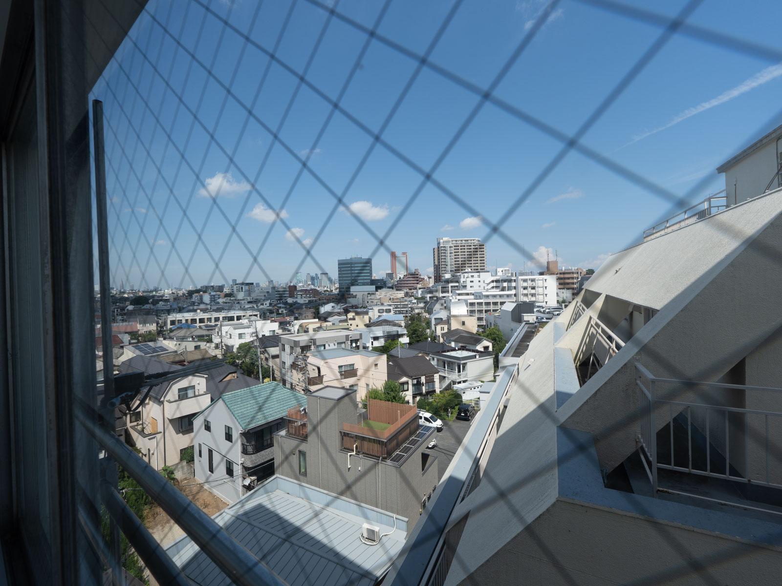 世田谷区若林の売買物件/左側は景色が抜けている