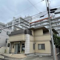 杉並区西荻北の賃貸物件/外観を西側から。大きすぎて全容が掴めません