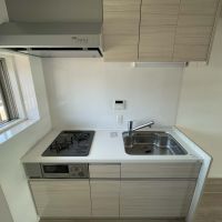 港区南青山の賃貸物件/2口ガスコンロにグリル付きのキッチン