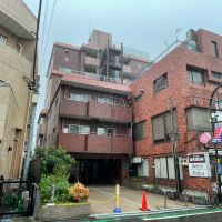 世田谷区三軒茶屋の賃貸物件/奥の建物です