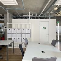 渋谷区代々木の賃貸物件/エントランス横にミーティングルームを設けてあります