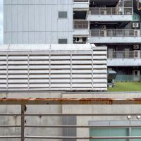 目黒区上目黒の賃貸物件/ベランダからの景色。目の前に建物があります
