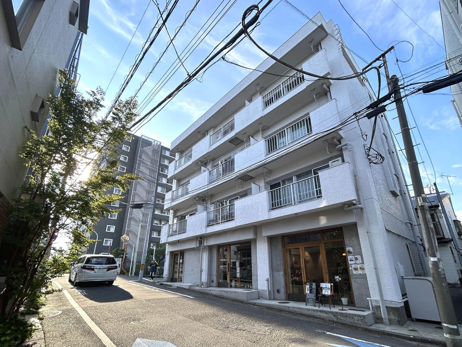 大田区西蒲田の賃貸物件/4階角部屋の募集、足元にはパン・カフェ・食堂と暮らしが楽しくなる3店舗！