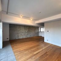 大田区西蒲田の賃貸物件/バルコニー側のリビングダイニングまでひとつながりの開放感！