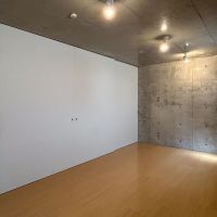 横浜市青葉区荏田北の賃貸物件/6階：引き戸を閉める。この部屋に収納はありません