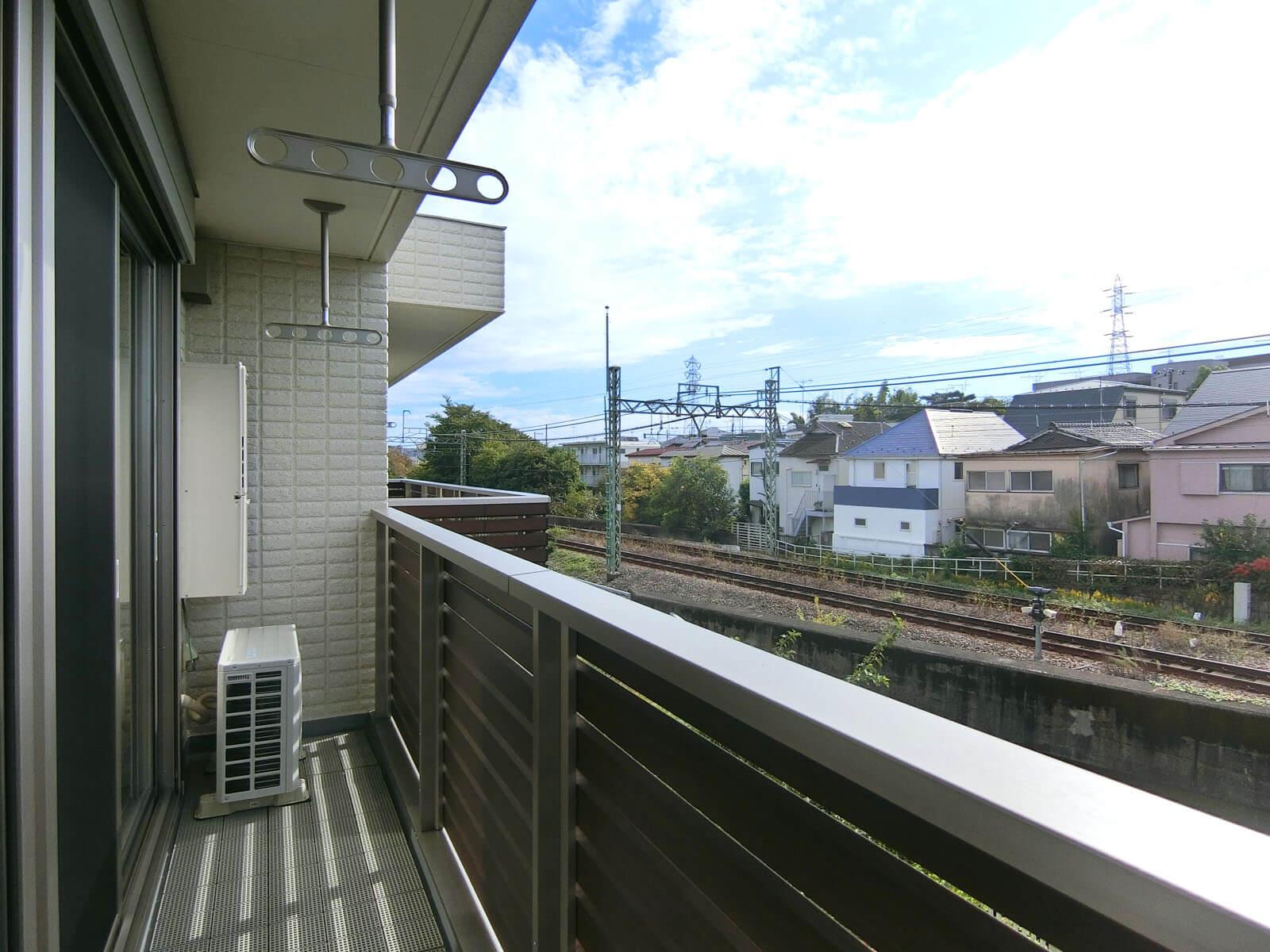 三鷹市井の頭の賃貸物件/井の頭線の通行音は許容できる人も意外といるのでは（201）