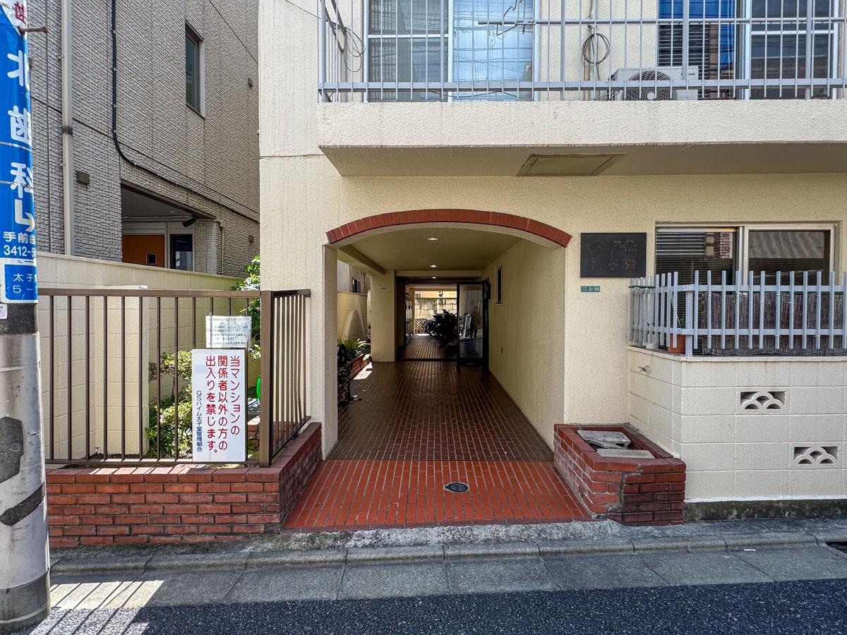 世田谷区太子堂の賃貸物件/エントランス