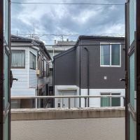 杉並区高円寺南の賃貸物件/両開き窓からの景色