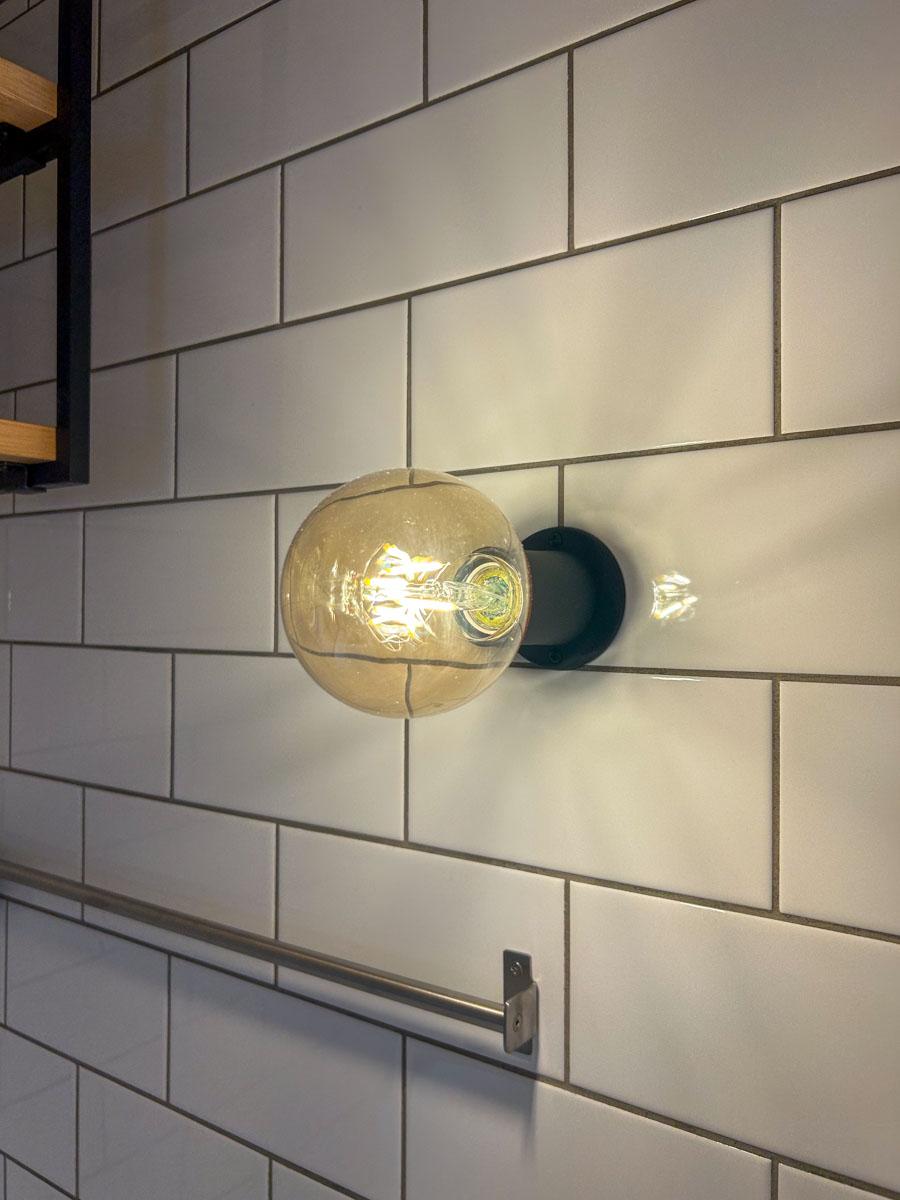 杉並区高円寺南の賃貸物件/電球照明がかわいい