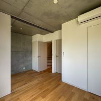 杉並区西荻北の賃貸物件/Dタイプ：間仕切りを開いても閉じても。暮らしに合わせて使い方を調節できる余白がうれしい