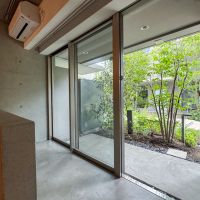 杉並区西荻北の賃貸物件/Bタイプ：前庭とつながる土間が特徴的