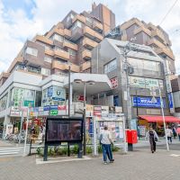 世田谷区経堂の賃貸物件/経堂駅周辺の様子。副都心線から直通の小田急線が使いやすい。