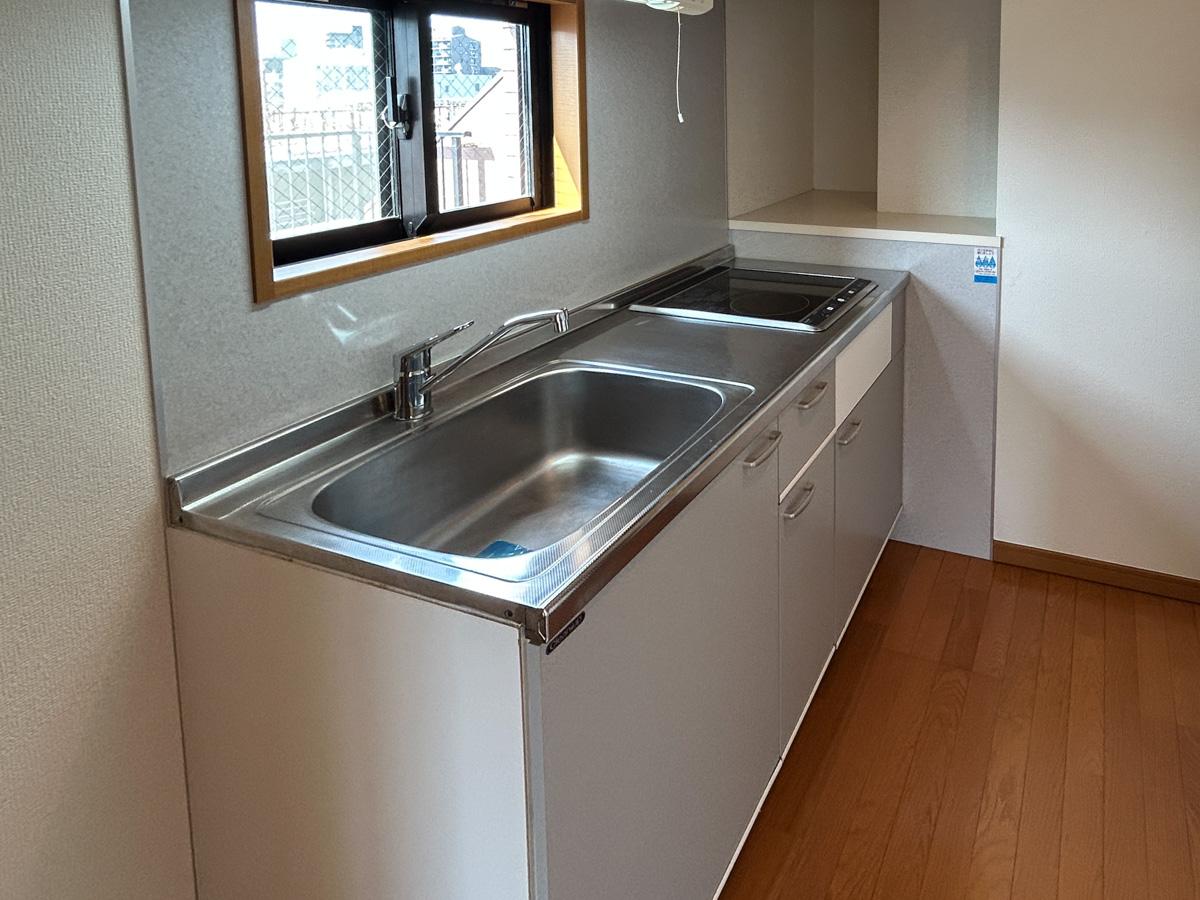 大田区南雪谷の賃貸物件/キッチン。コンロは２口IHです。