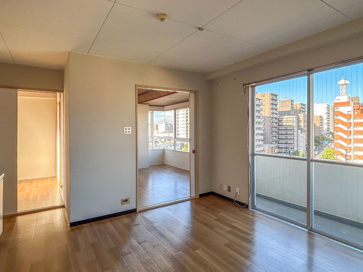 江東区冬木の賃貸物件/角部屋でどの部屋にも窓があるため明るい室内