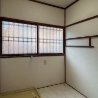 渋谷区西原の賃貸物件/1階：ゆとりのある脱衣室。洗濯機置き場もあります
