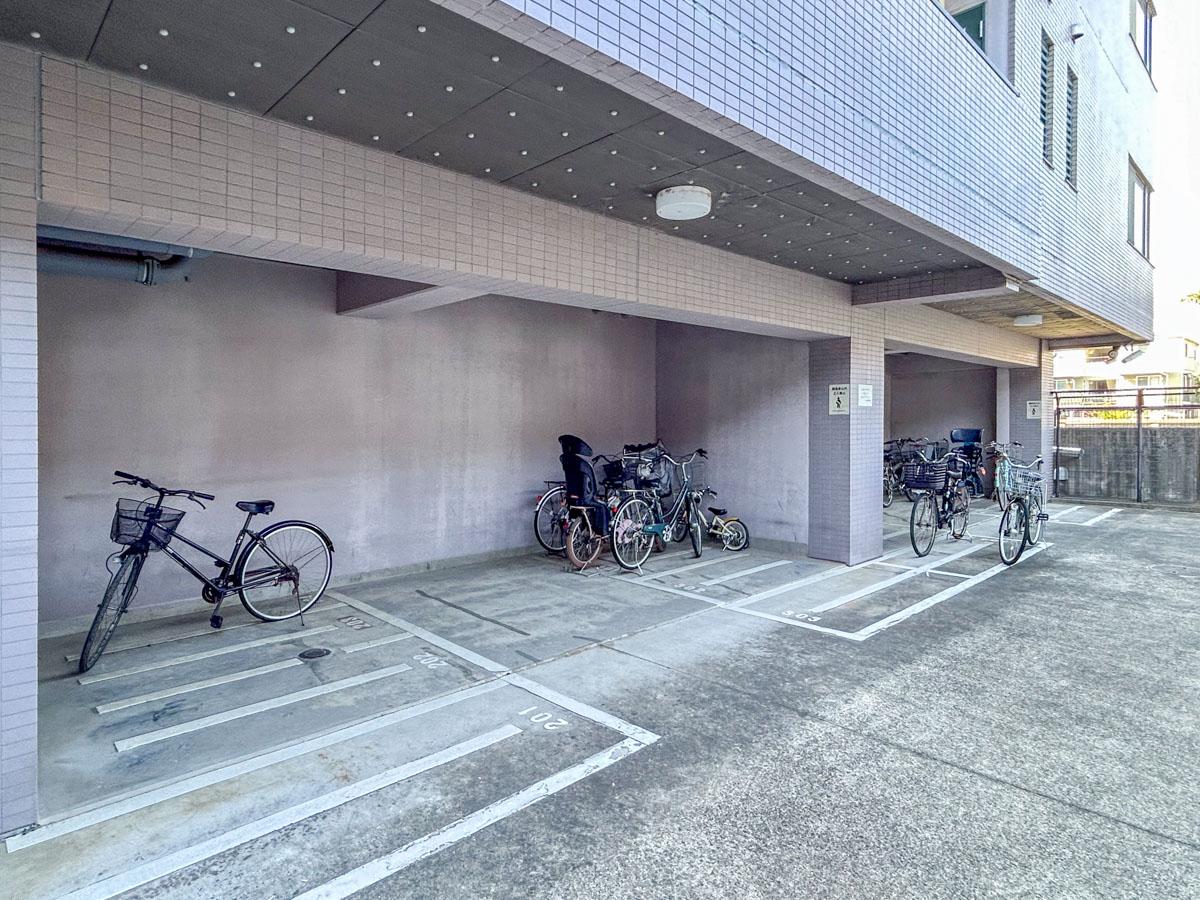 川崎市中原区下小田中の賃貸物件/駐輪場。無料で2台分使えます