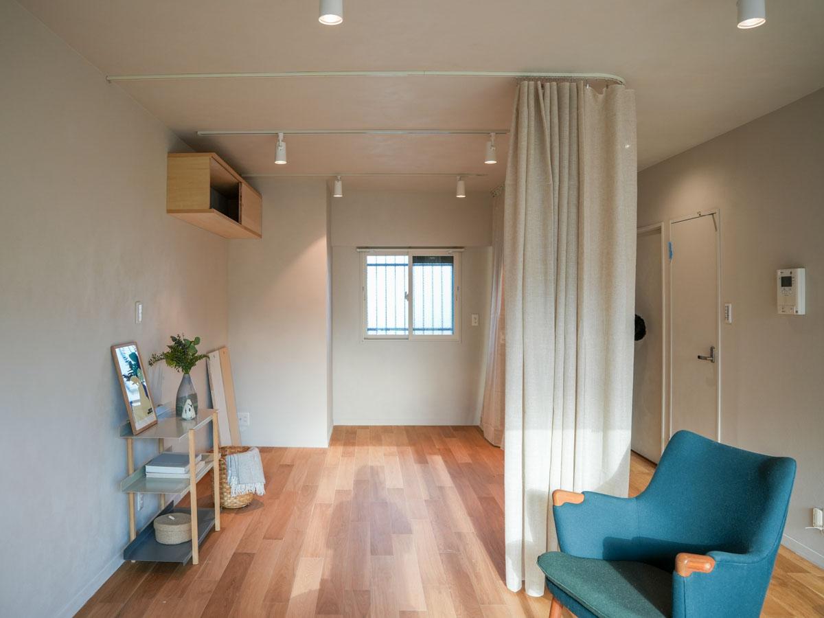 川崎市中原区下小田中の賃貸物件/玄関横にトイレや水回りがまとまっているつくり
