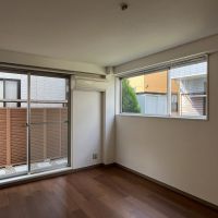 練馬区南田中の賃貸物件/1階：奥の窓際にはデスクを置いて作業スペースでも良いかも