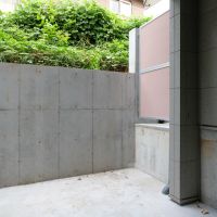 神奈川県横浜市港北区篠原町の賃貸物件/Y103：山棟1階にはこんなテラスがついている