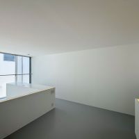 世田谷区赤堤の賃貸物件/吹き抜けのある1階とは対照的に、少し天井が低めで落ち着く2階