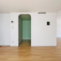 渋谷区上原の賃貸物件/リビングダイニングの一角にある収納は、間取り図に収納と記載していますが、実際は子ども部屋に使えそうな部屋になっています