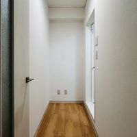 渋谷区上原の賃貸物件/浴室の前の脱衣室