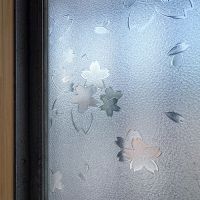埼玉県比企郡嵐山町大字志賀の売買物件/窓ガラスは既存を生かして　桜柄の型ガラス