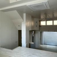 渋谷区大山町の賃貸物件/2階：北側からは、ステージを上から眺めているような景色